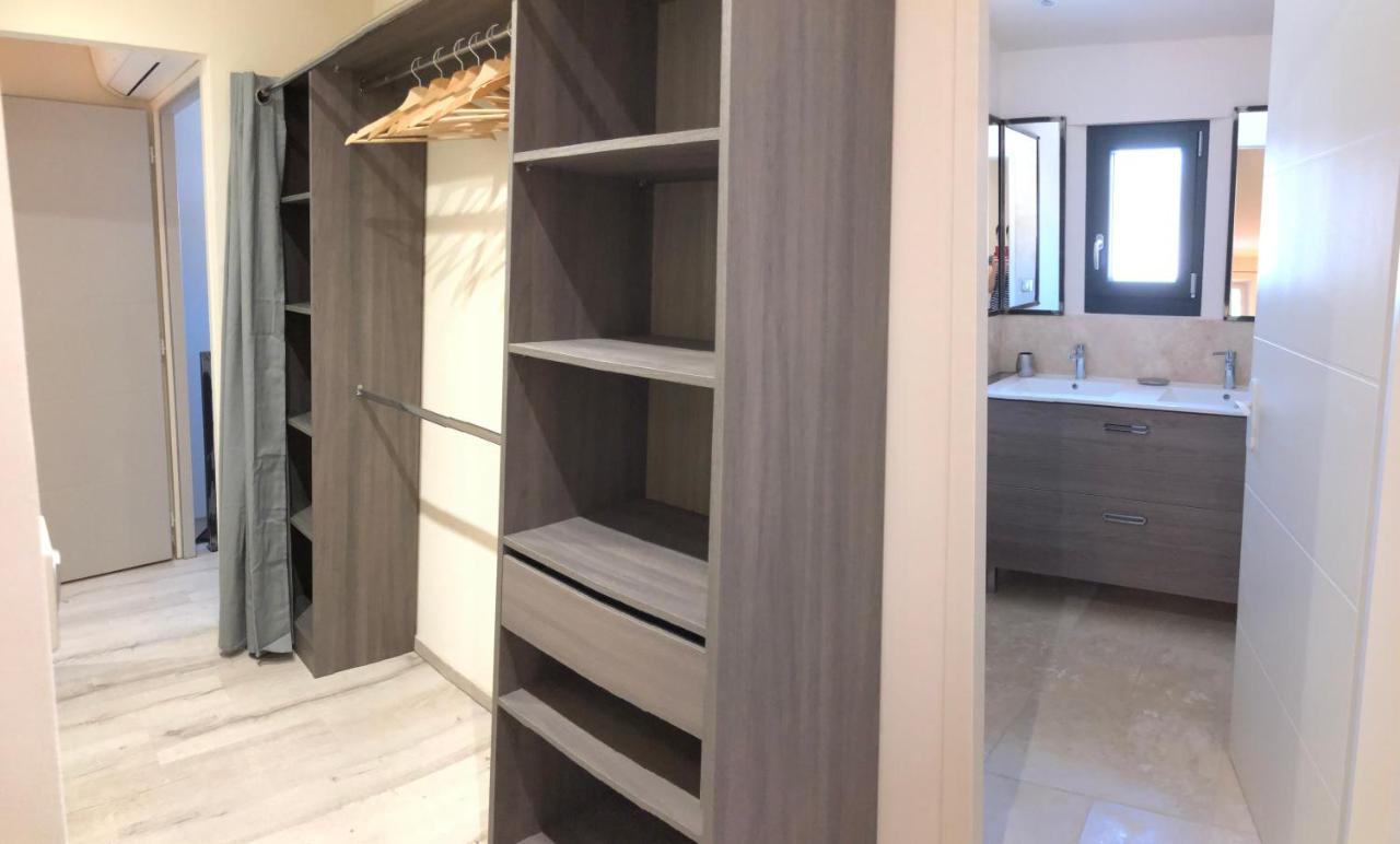 Ferienwohnung Le Loft Sur Les Quais LʼIsle-sur-la-Sorgue Exterior foto